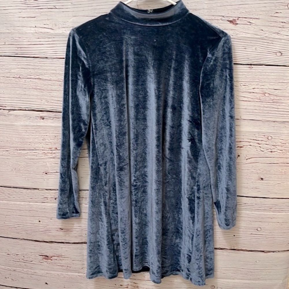 Forever 21 Blue Velvet Long Sleeve Mini Dress